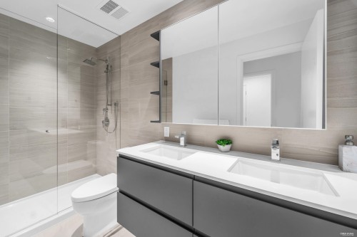 Th2-6788 Minoru Boulevard, Richmond, BC 