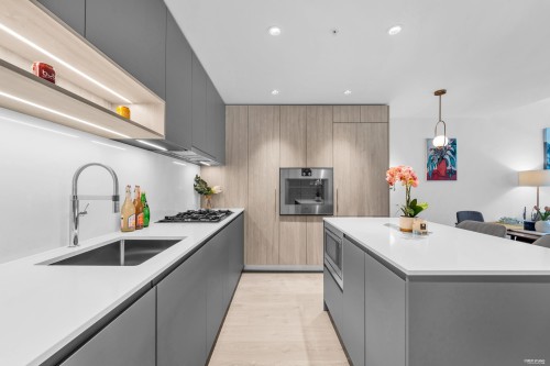 Th2-6788 Minoru Boulevard, Richmond, BC 