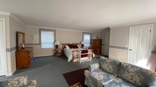 7740 Blundell Road, Richmond, BC 
