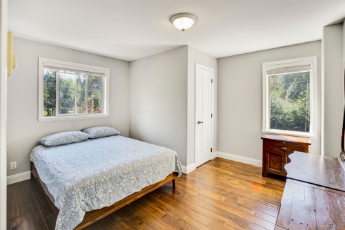 1320 Eagle Cliff Road, Bowen Island, BC 