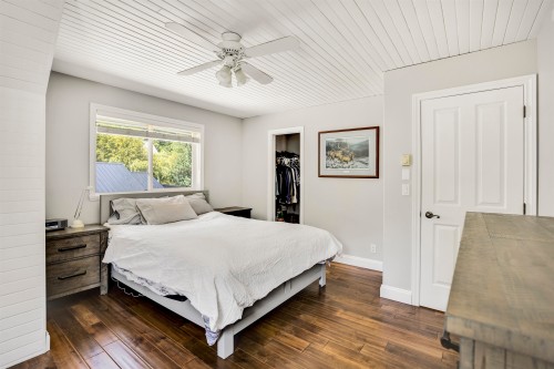 1320 Eagle Cliff Road, Bowen Island, BC 