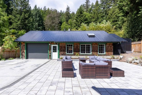 1320 Eagle Cliff Road, Bowen Island, BC 
