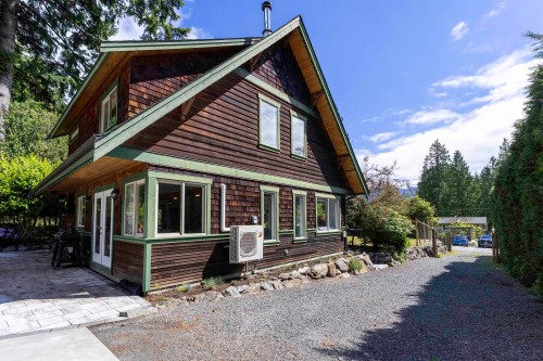 1320 Eagle Cliff Road, Bowen Island, BC 