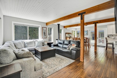 1320 Eagle Cliff Road, Bowen Island, BC 