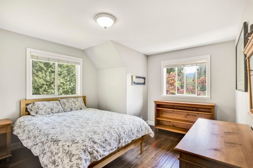 1320 Eagle Cliff Road, Bowen Island, BC 
