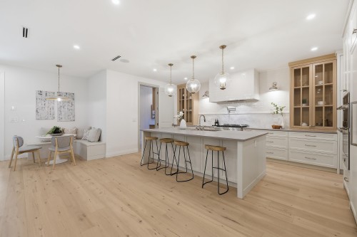 1249 Frederick Road, North Vancouver, BC 