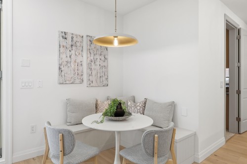 1249 Frederick Road, North Vancouver, BC 