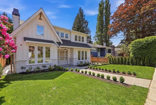 1249 Frederick Road, North Vancouver, BC 