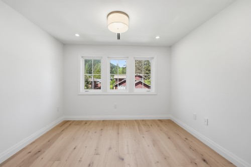 1249 Frederick Road, North Vancouver, BC 