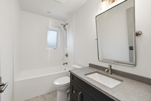 1249 Frederick Road, North Vancouver, BC 