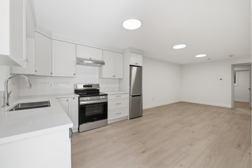 1249 Frederick Road, North Vancouver, BC 