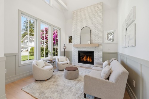 1249 Frederick Road, North Vancouver, BC 