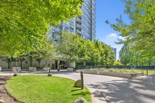 607-939 Expo Boulevard  Vancouver, BC V6Z 3G7