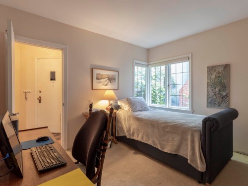 4518 12Th Avenue W, Vancouver, BC 