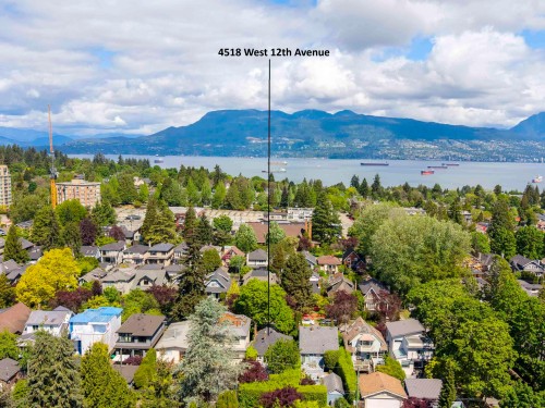 4518 12Th Avenue W, Vancouver, BC 