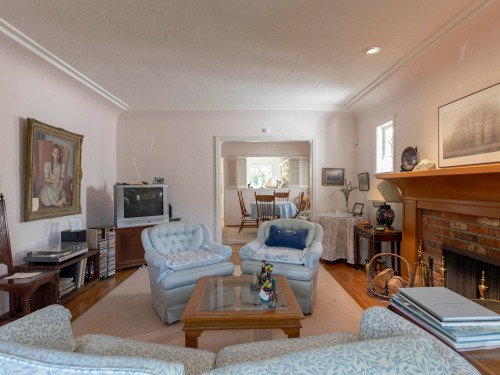 4518 12Th Avenue W, Vancouver, BC 