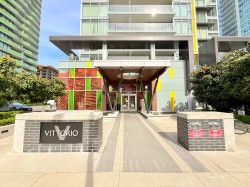 2608-6700 Dunblane Avenue Burnaby, BC V5H 0J3