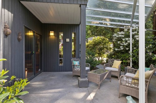 396 Mathers Avenue, West Vancouver, BC 