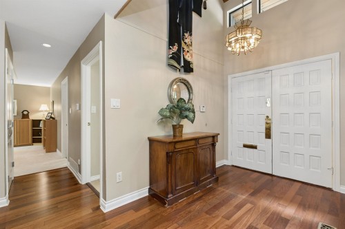 396 Mathers Avenue, West Vancouver, BC 