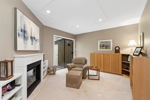 396 Mathers Avenue, West Vancouver, BC 