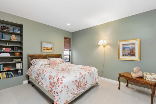396 Mathers Avenue, West Vancouver, BC 