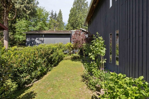 396 Mathers Avenue, West Vancouver, BC 