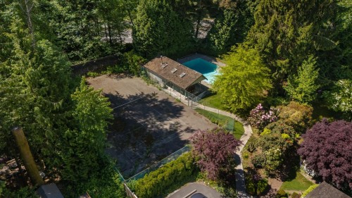 396 Mathers Avenue, West Vancouver, BC 