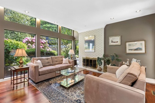 396 Mathers Avenue, West Vancouver, BC 