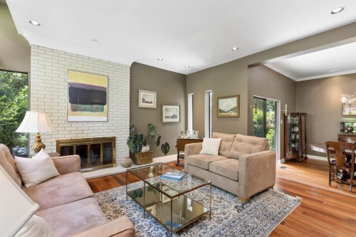 396 Mathers Avenue, West Vancouver, BC 