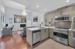 PH 17-3479 Wesbrook Mall  Vancouver, BC V6S 0B7