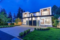 2-4278 Watling Street Burnaby, BC V5J 1V2