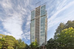 1201-7088 18th Avenue Burnaby, BC V3N 0A2