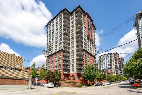 1506-833 Agnes Street  New Westminster, BC V3M 0B1
