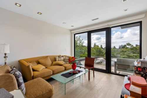 2256 Jefferson Avenue, West Vancouver, BC 