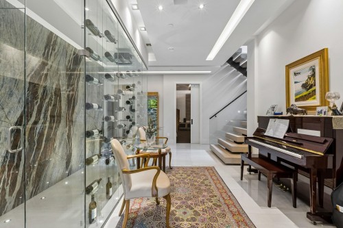 2256 Jefferson Avenue, West Vancouver, BC 
