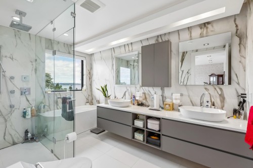 2256 Jefferson Avenue, West Vancouver, BC 