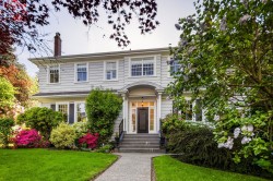 5425 Angus Drive  Vancouver, BC V6M 3N3
