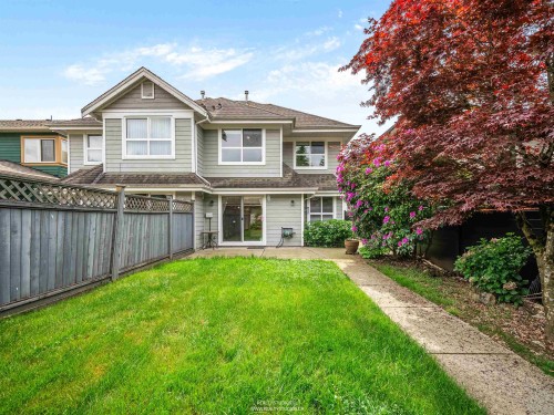 332 12Th Street E, North Vancouver, BC 