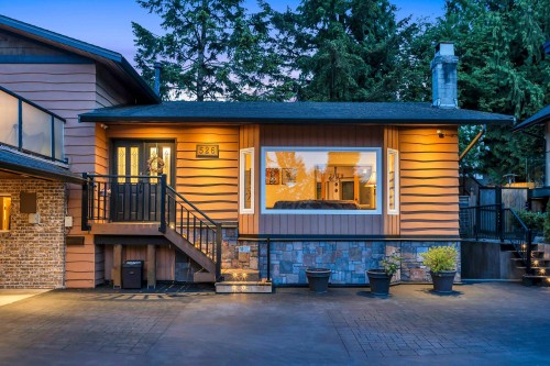 526 Yale Road, Port Moody, BC 