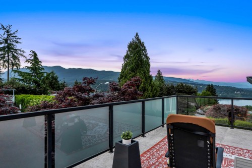 526 Yale Road, Port Moody, BC 
