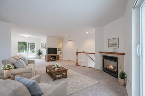 18-5610 Trail Avenue  Sechelt, BC V7Z 0H8