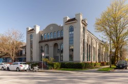 301-700 Pender Street E Vancouver, BC V6A 1V7