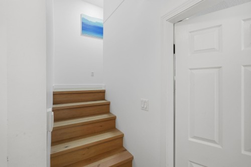 2510 4Th Avenue W, Vancouver, BC 