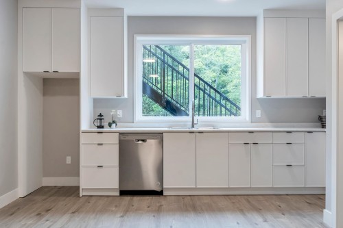24427 Jenewein Drive, Maple Ridge, BC 