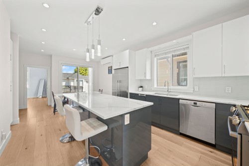 9779 Steveston Highway, Richmond, BC 