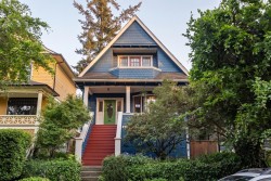 1544 13th Avenue E Vancouver, BC V5N 2B8