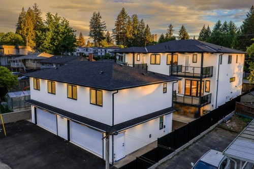 2-6740 Canada Way, Burnaby, BC - Outdoor