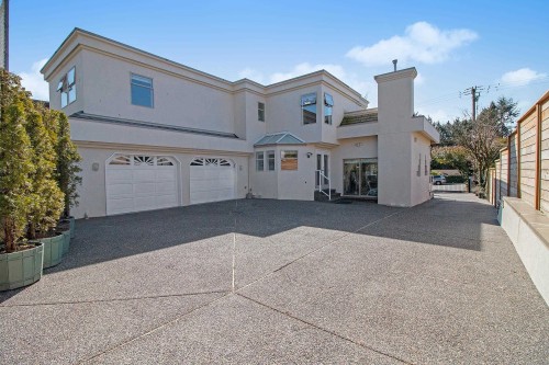 2541 Marine Drive, West Vancouver, BC 
