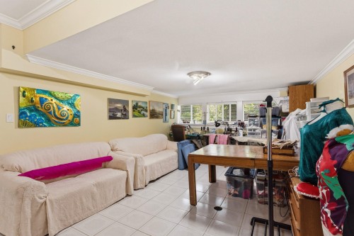 2541 Marine Drive, West Vancouver, BC 