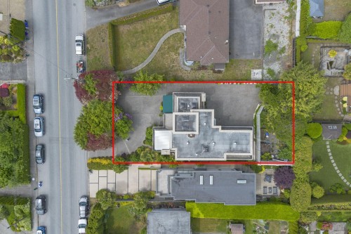 2541 Marine Drive, West Vancouver, BC 